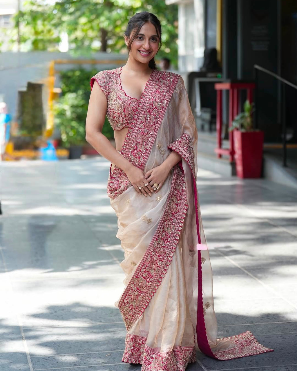 Cineglow Crystal Crush Saree